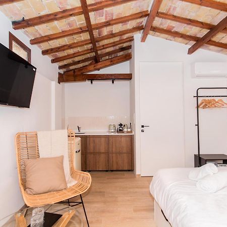 Pizarro By Seaward Suites Villajoyosa Rum bild